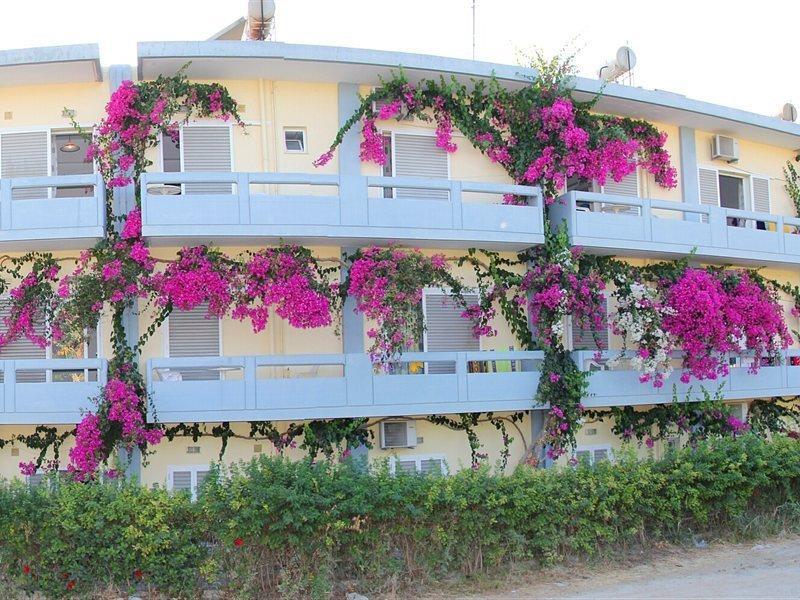 Michel Apartments Amoudara  Exterior photo